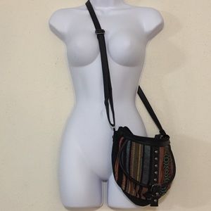 🌱 BOHO AZTEC TYPE PRINT CANVAS CROSSOVER BAG